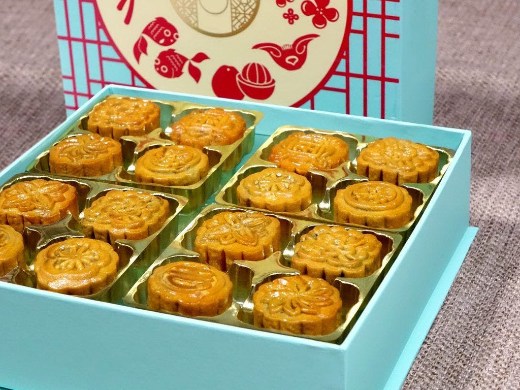 Cover Image for [Updated 2023] The Ultimate Guide: Shipping Mooncakes Internationally